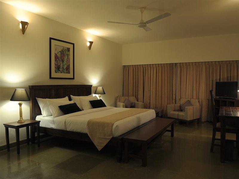 Amritara Ambatty Greens Resort Virajpet Bagian luar foto