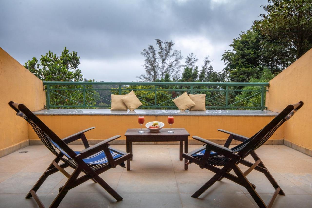Amritara Ambatty Greens Resort Virajpet Bagian luar foto