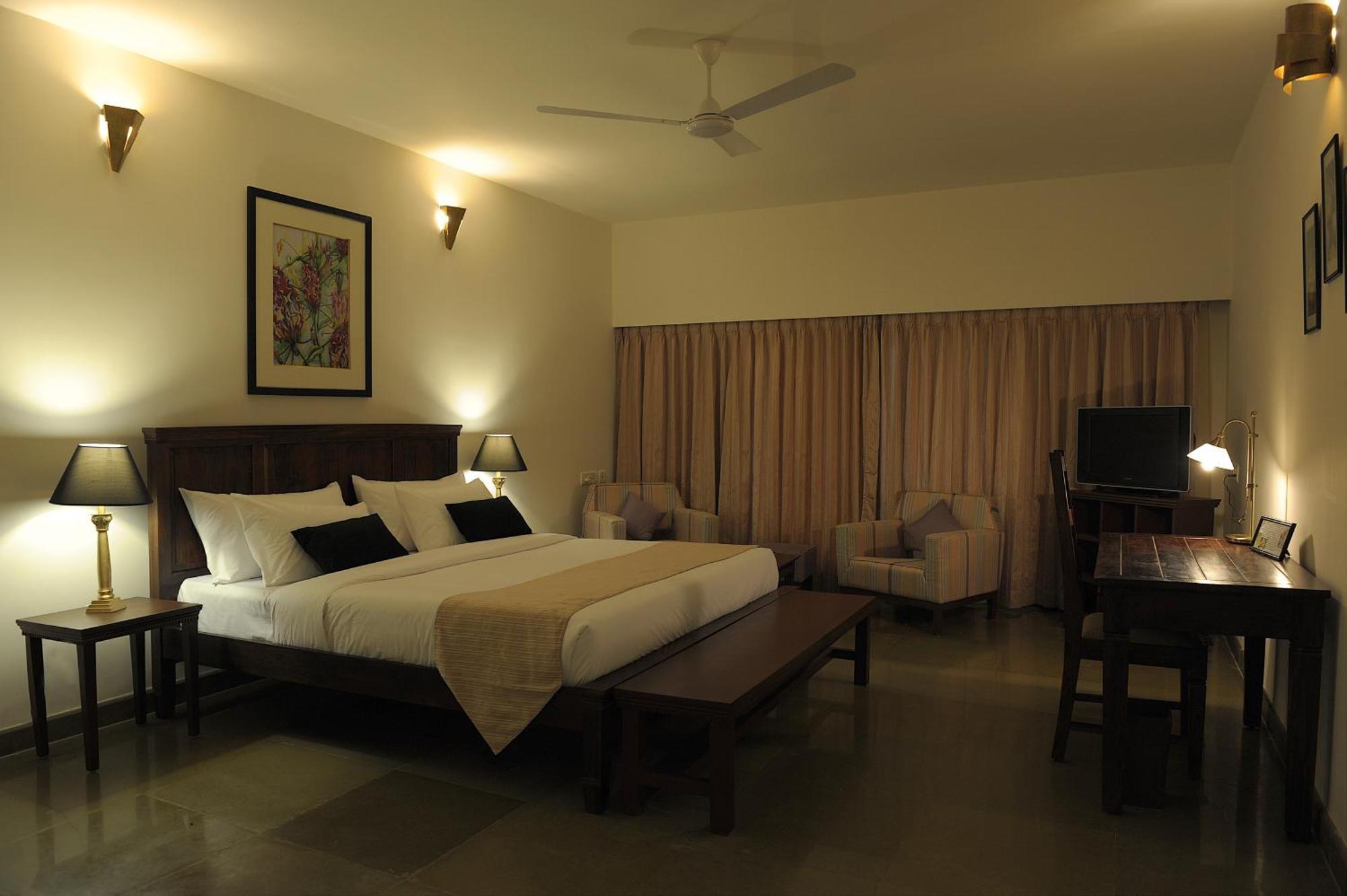 Amritara Ambatty Greens Resort Virajpet Bagian luar foto