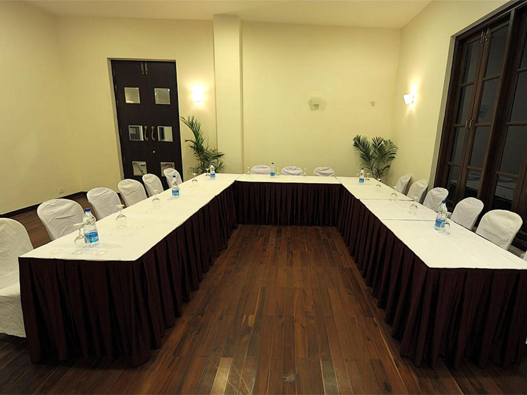 Amritara Ambatty Greens Resort Virajpet Bagian luar foto