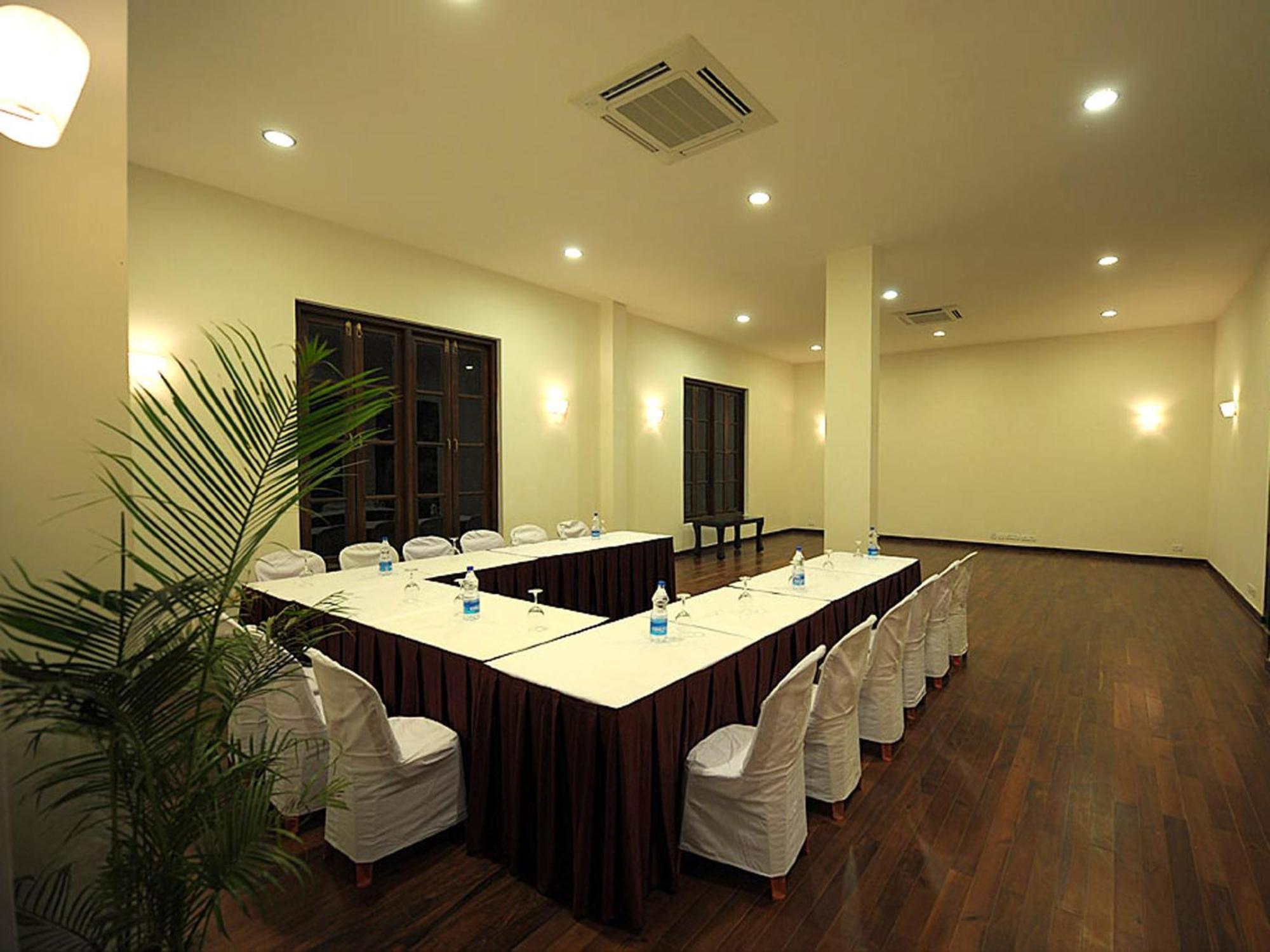 Amritara Ambatty Greens Resort Virajpet Bagian luar foto